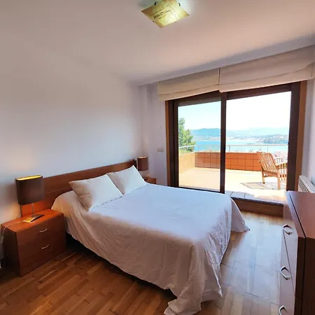 Baiona, Terraza, Vistas Al Mar. Baiona